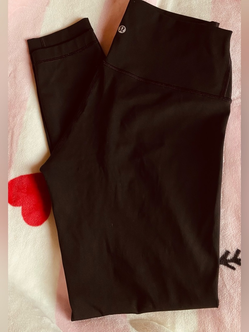 Women’s Lululemon Size 8 Leggings Workout Pants Black Athletic Yoga Exercise